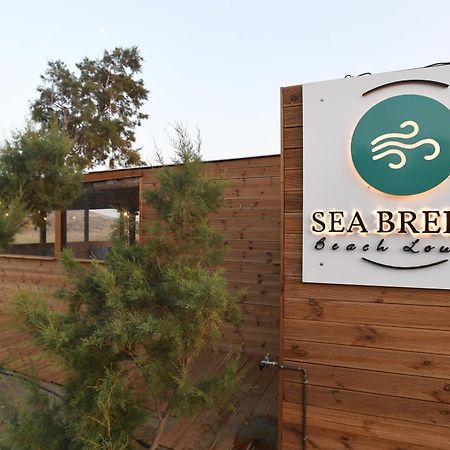 Nostos Beachfront Apartments & Studios Agios Ioannis  Esterno foto