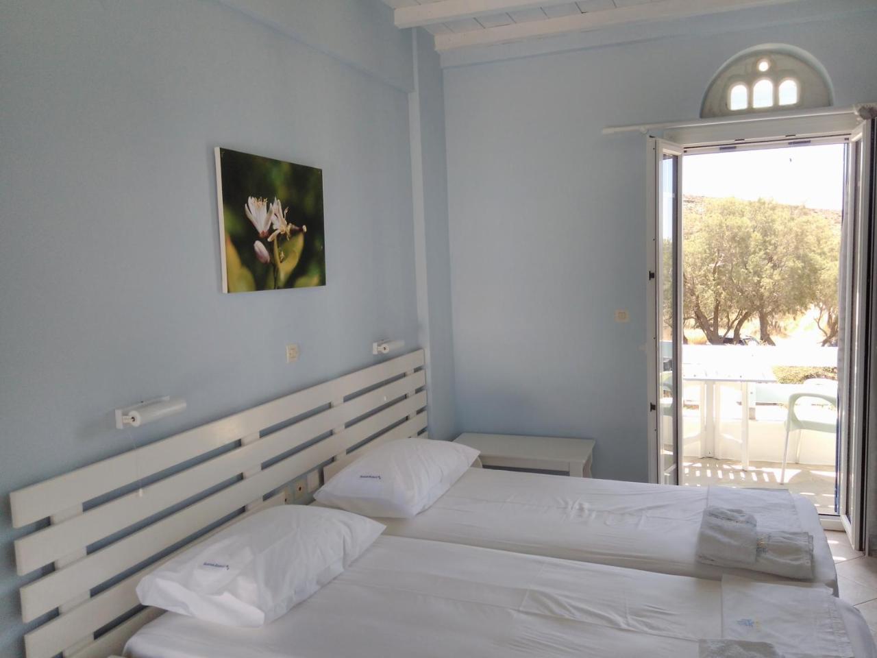 Nostos Beachfront Apartments & Studios Agios Ioannis  Esterno foto