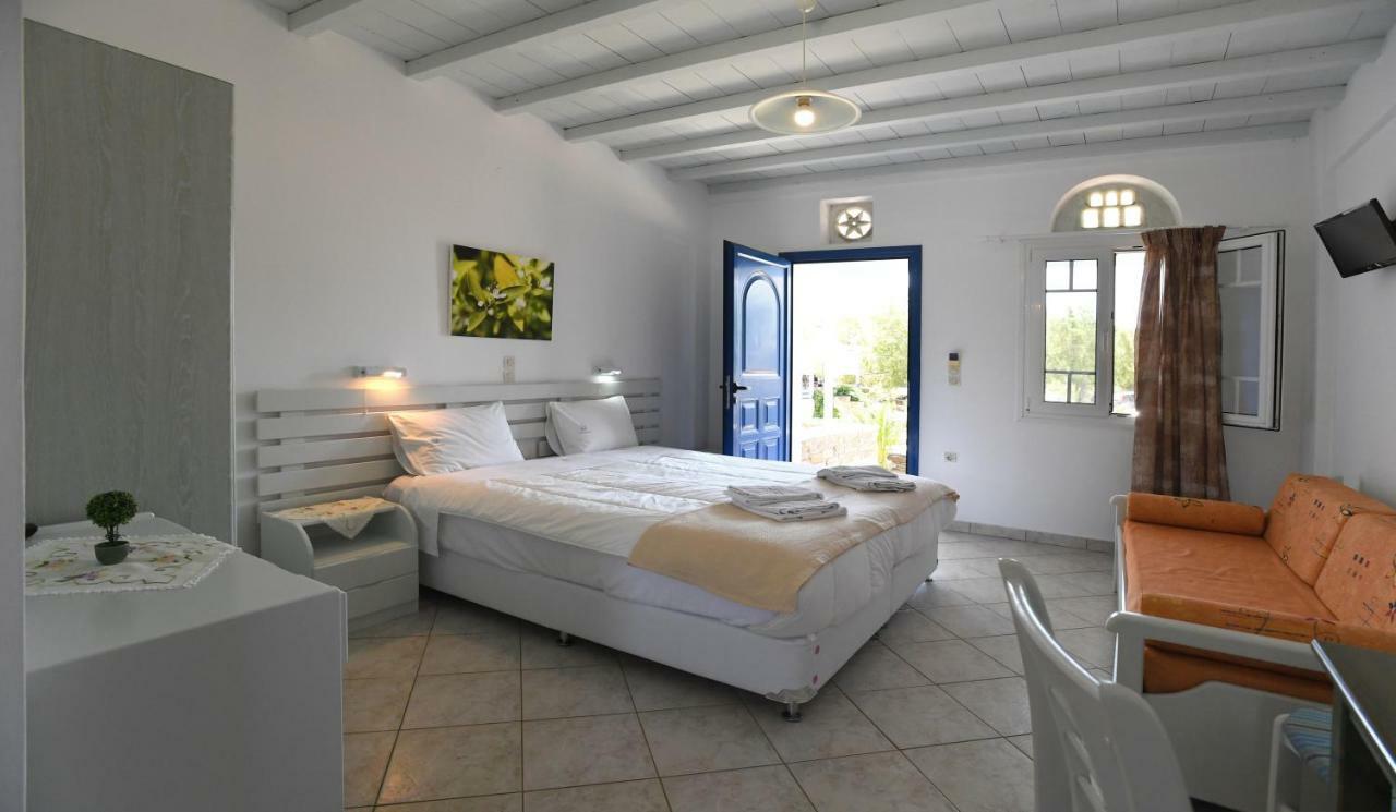 Nostos Beachfront Apartments & Studios Agios Ioannis  Esterno foto