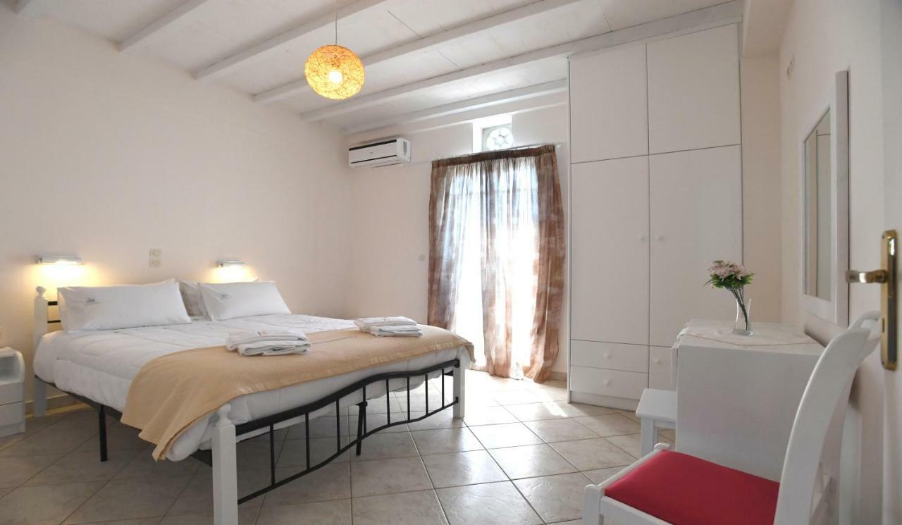 Nostos Beachfront Apartments & Studios Agios Ioannis  Esterno foto