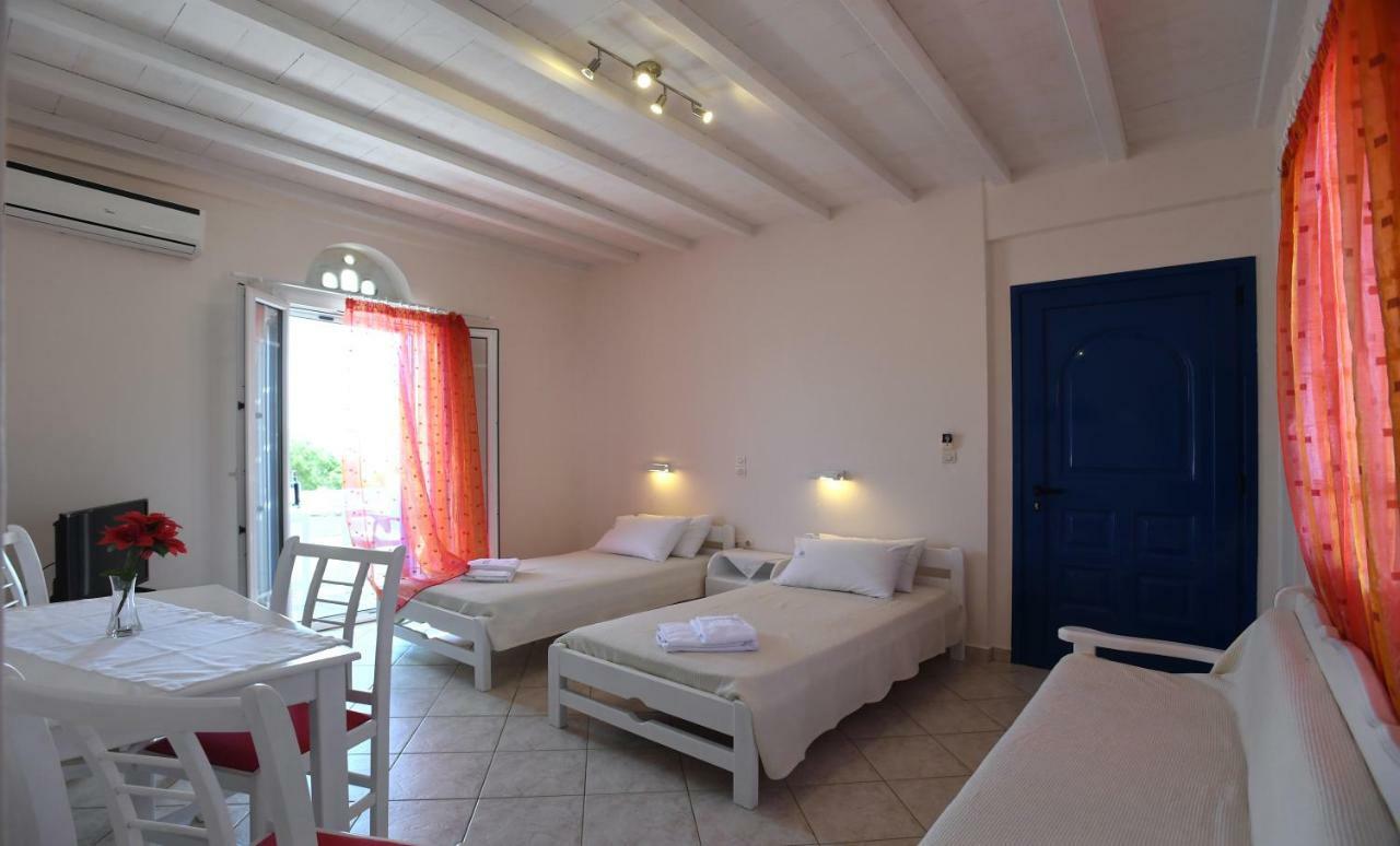 Nostos Beachfront Apartments & Studios Agios Ioannis  Esterno foto