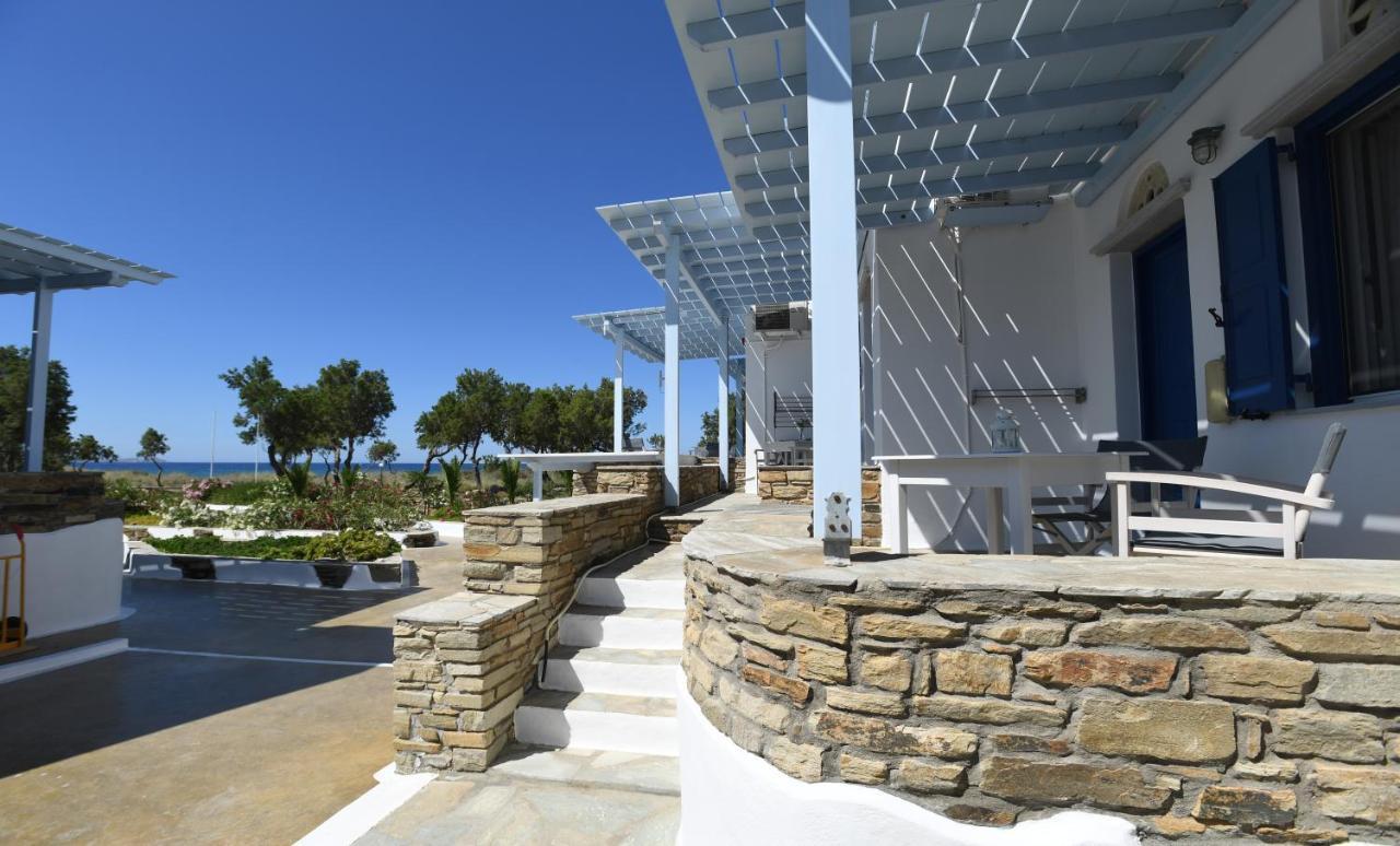 Nostos Beachfront Apartments & Studios Agios Ioannis  Esterno foto