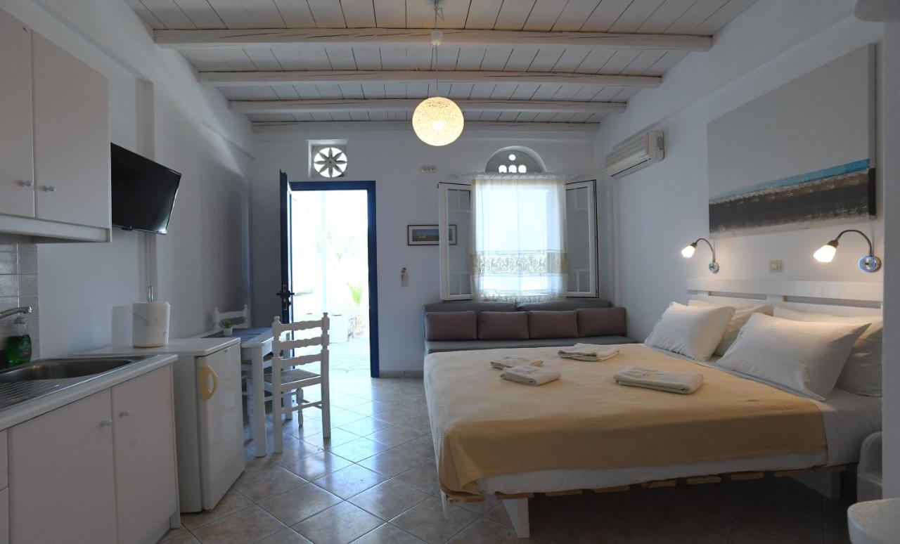 Nostos Beachfront Apartments & Studios Agios Ioannis  Esterno foto